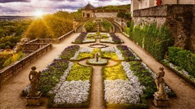 Garden Walk 4K