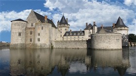 Chateau de Sully