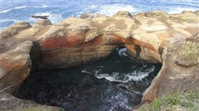 Devils_Punch_Bowl